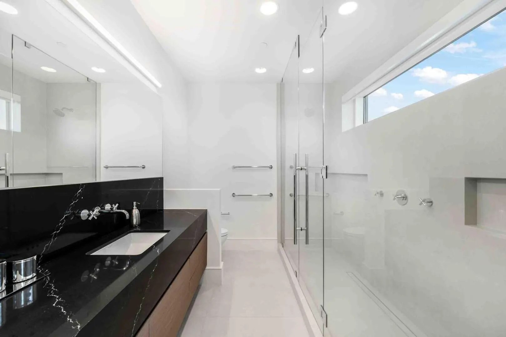 Aqua Second Floor Residence George Town 0*,