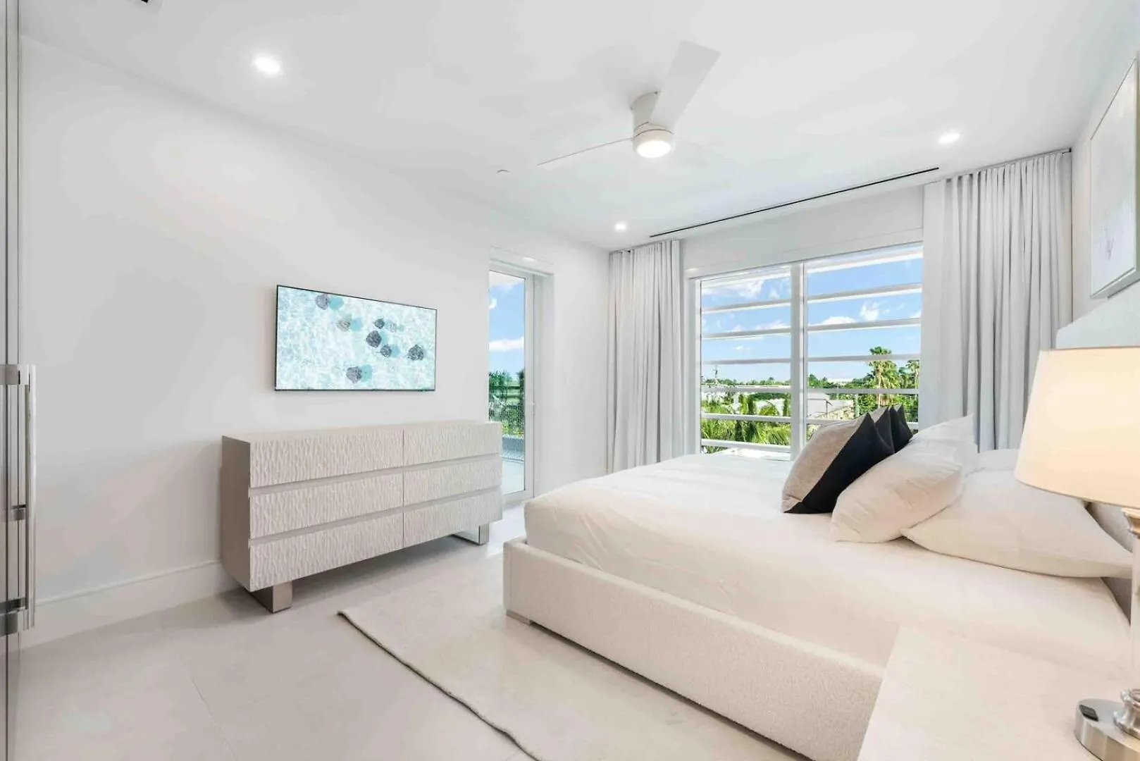 Aqua Second Floor Residence George Town