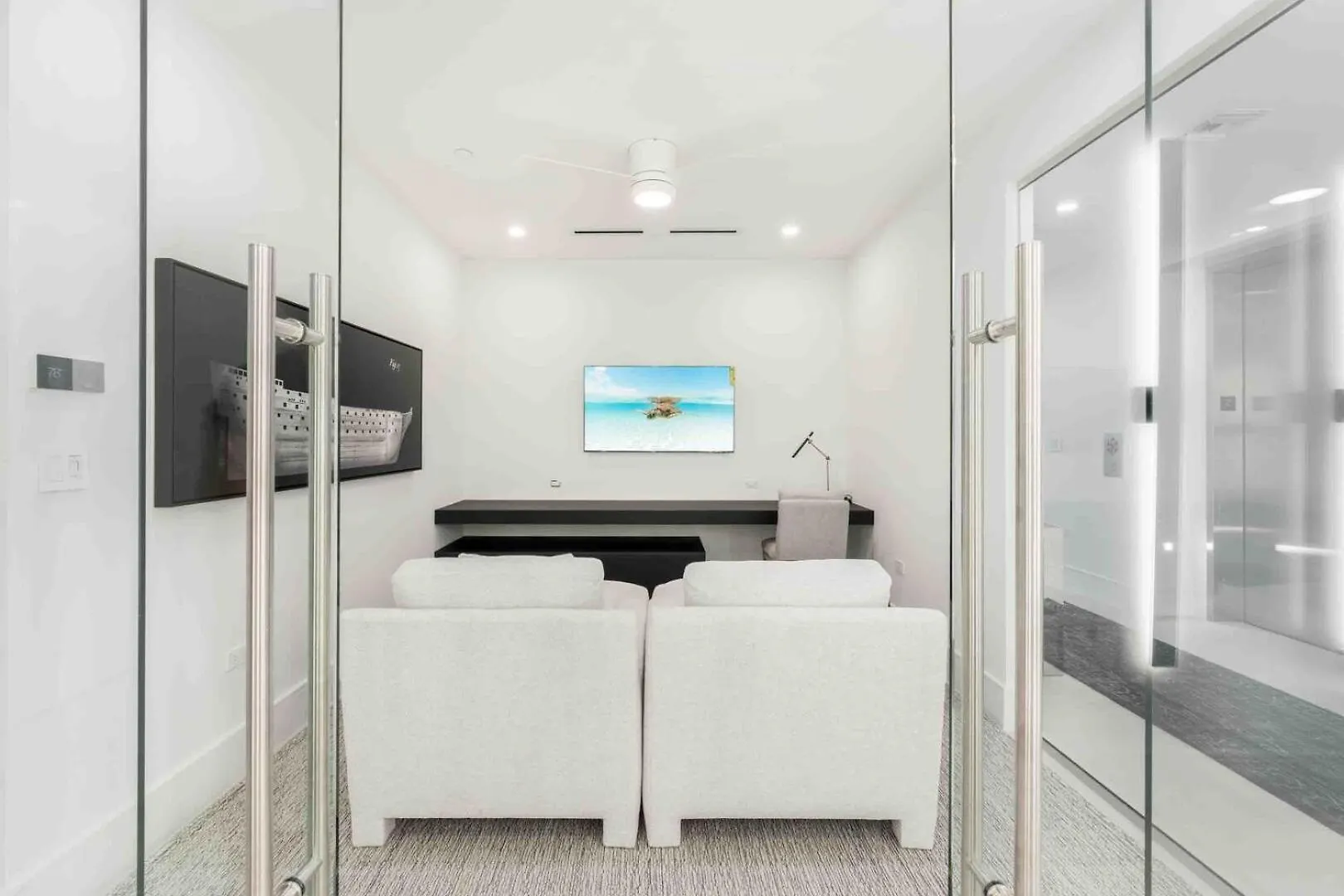 Daire Aqua Second Floor Residence George Town