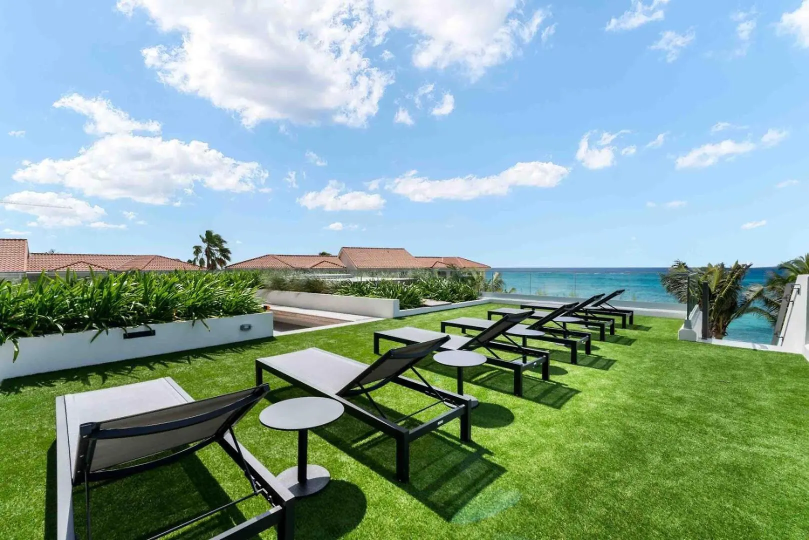 Daire Aqua Second Floor Residence George Town