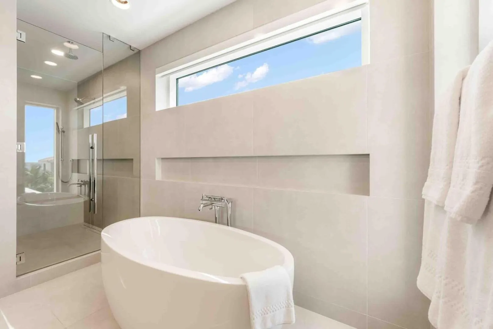 Aqua Second Floor Residence George Town Cayman Islands