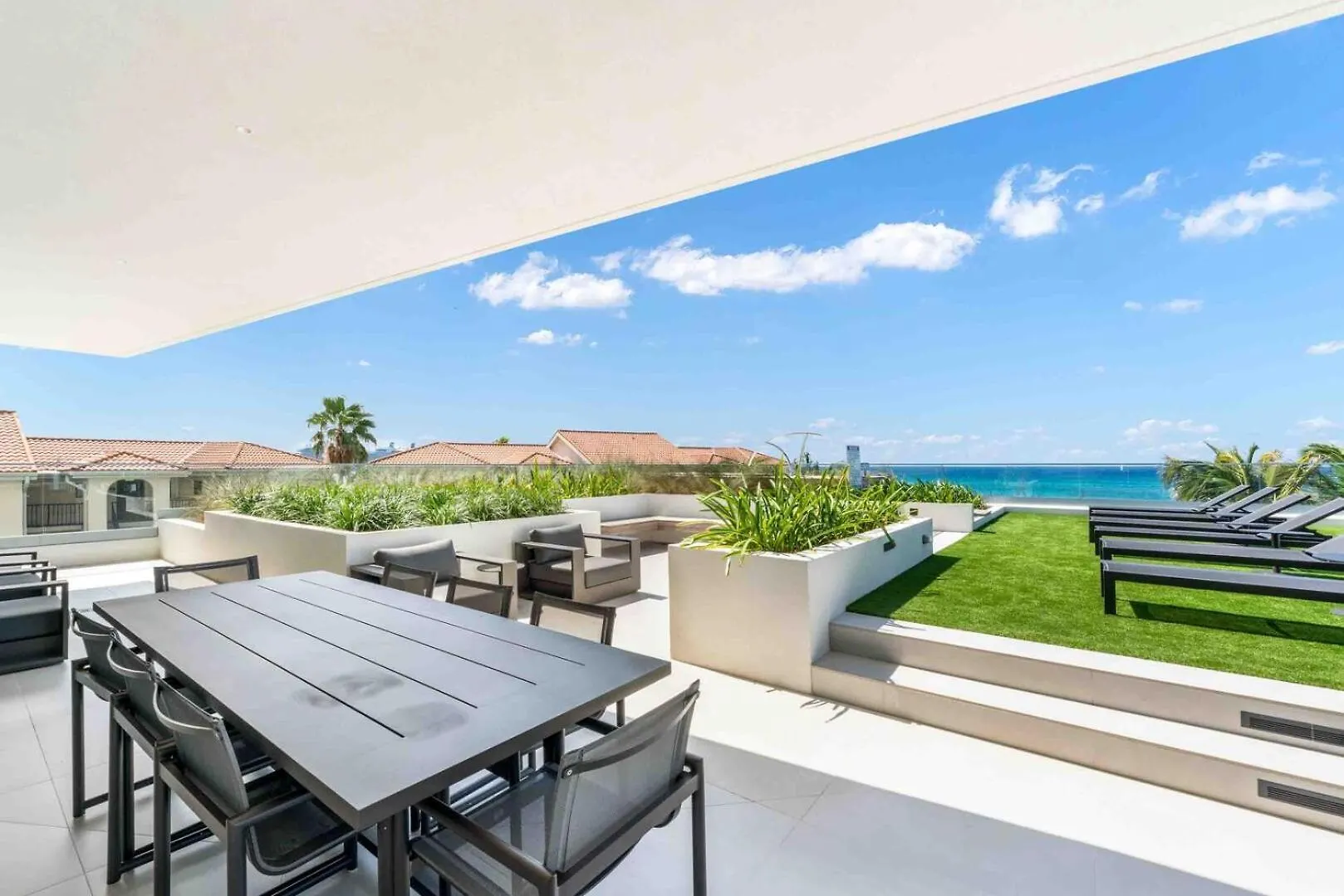 Aqua Second Floor Residence George Town